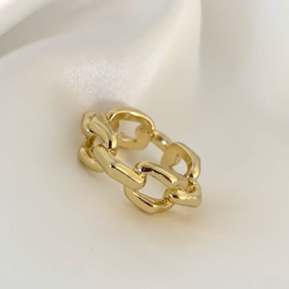 Capri Ring - Picture 2 of 2